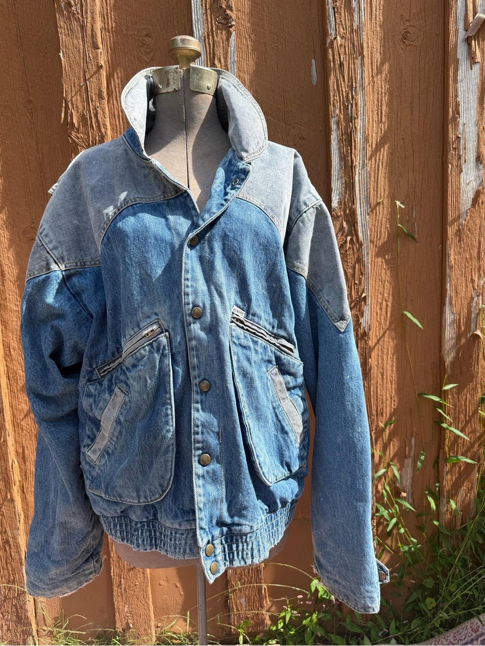 Guess Two-Tone Blue Denim Jacket